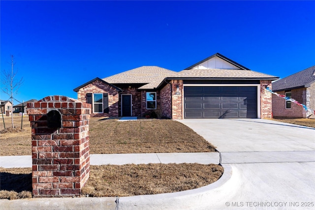 ranch-style home featuring a garage