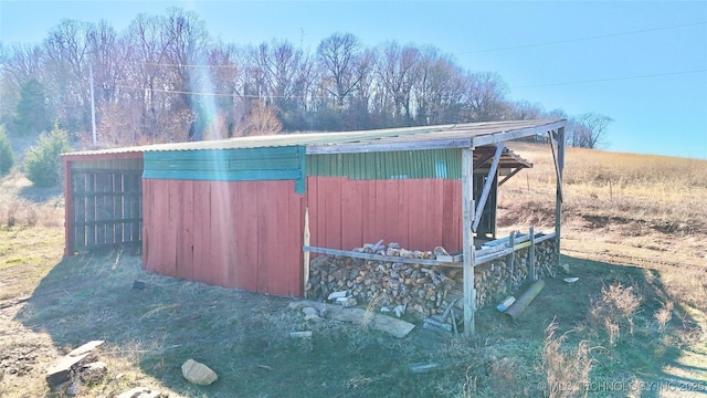 view of outbuilding