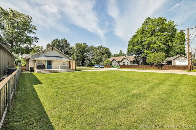 304 E Dallas St, Broken Arrow, OK 74012 - view of yard