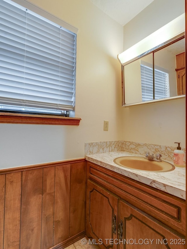 bathroom with vanity