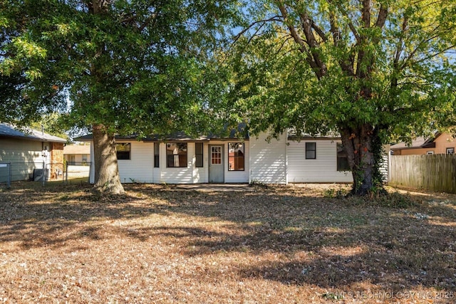 view of front of house