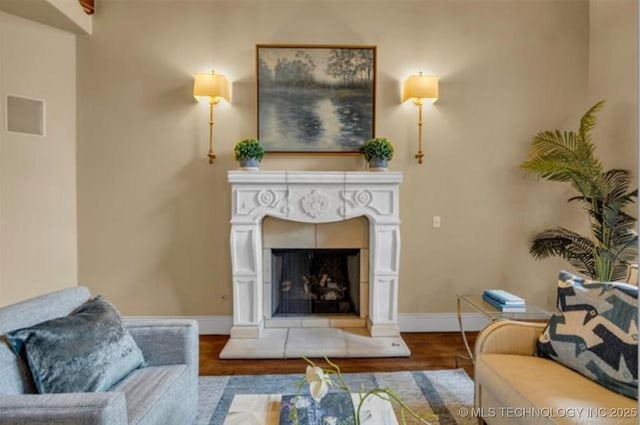 living area featuring hardwood / wood-style flooring