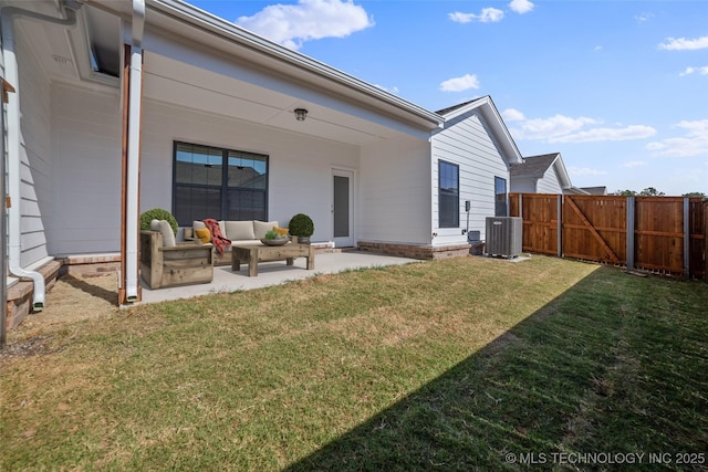 1941 W Huntsville Pl, Broken Arrow, OK 74011 - back of property with an outdoor living space and a patio