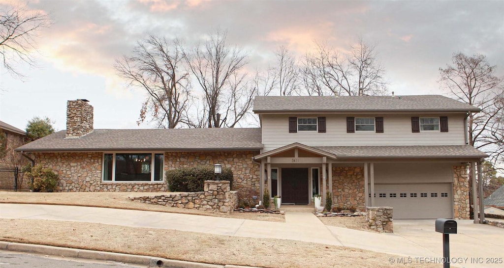 view of front of home featuring a garage