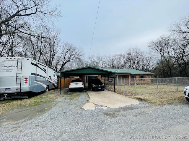 view of front of property