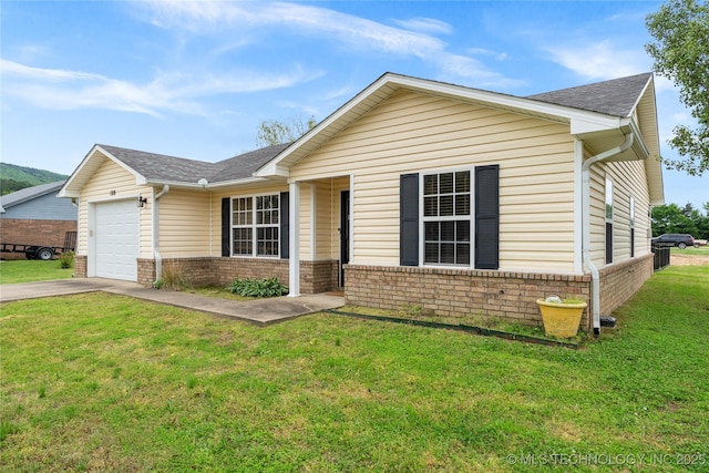 single story home featuring a garage and a front yard