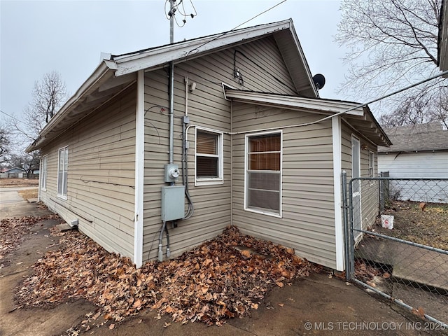 view of property exterior