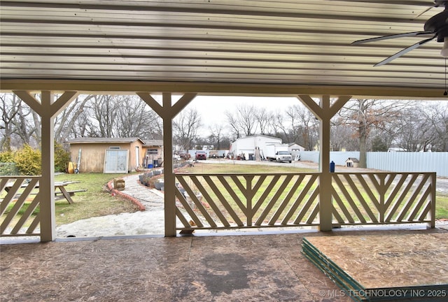 view of patio with ceiling fan