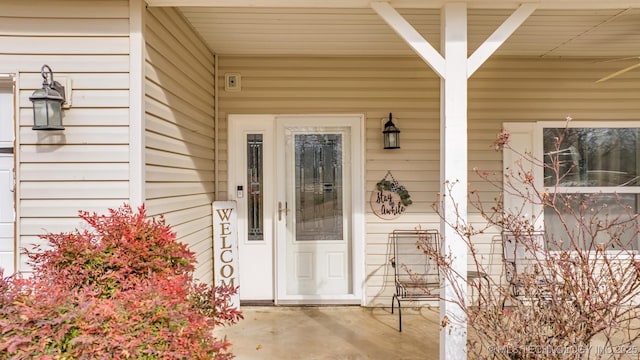 view of property entrance