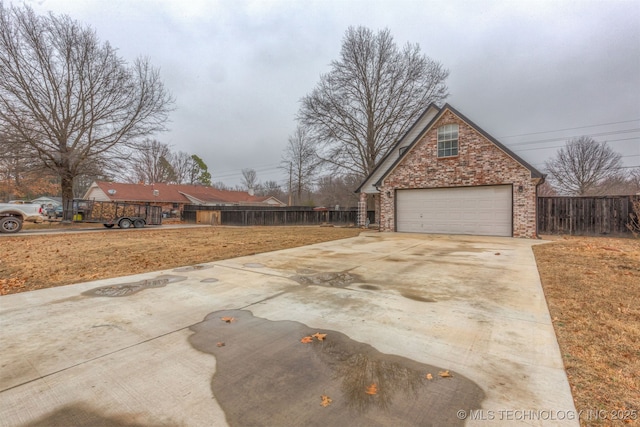 view of yard featuring a garage