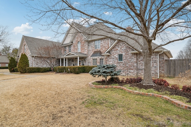 view of front of home with a front yard