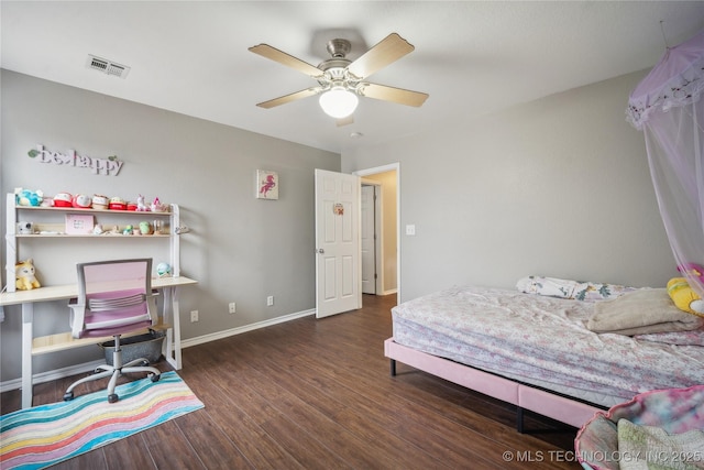 bedroom with dark wood-type flooring and ceiling fan