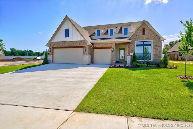 craftsman inspired home with a front lawn