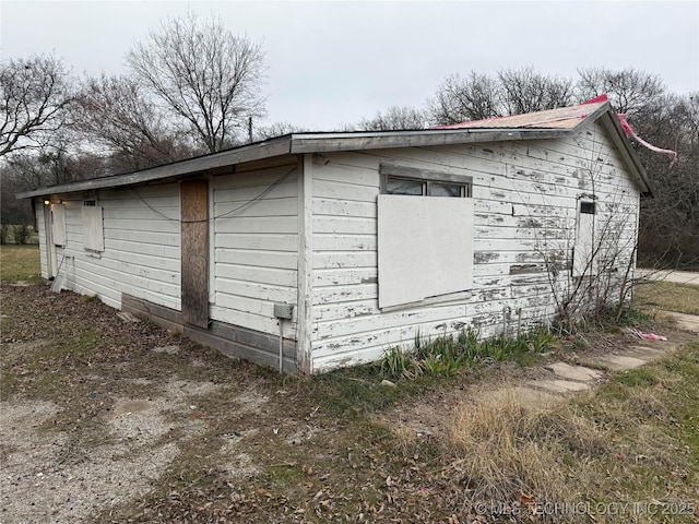 view of side of home