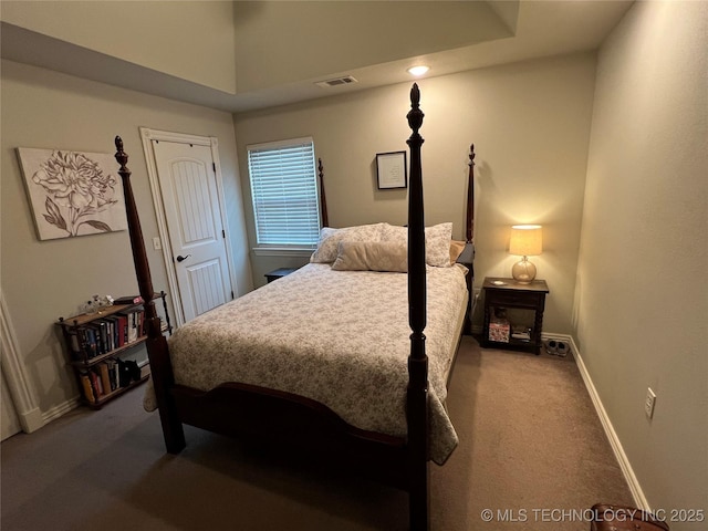 bedroom featuring carpet flooring