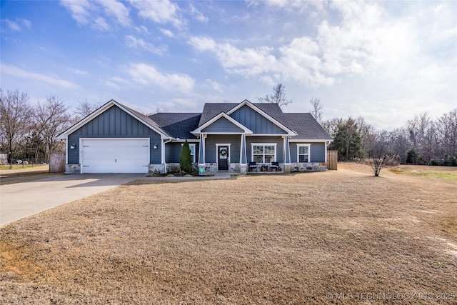 craftsman-style home featuring a garage