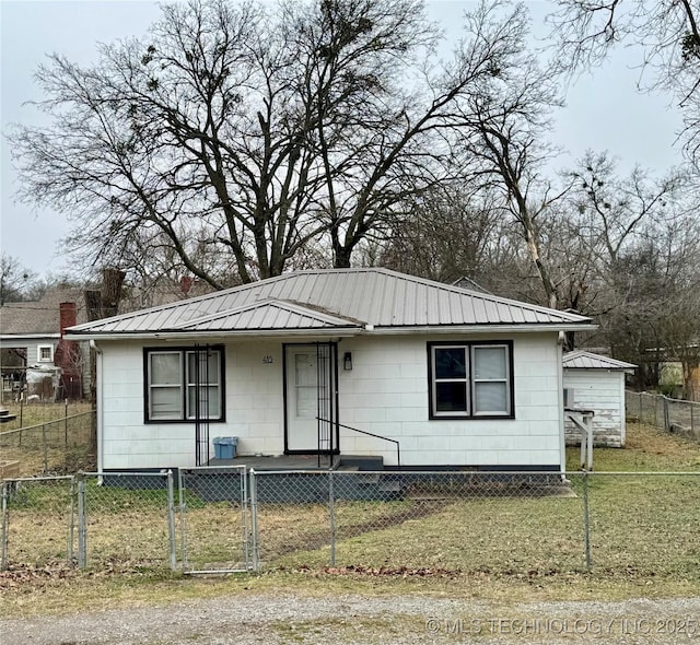 view of front of home