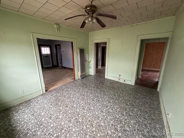 spare room featuring ceiling fan