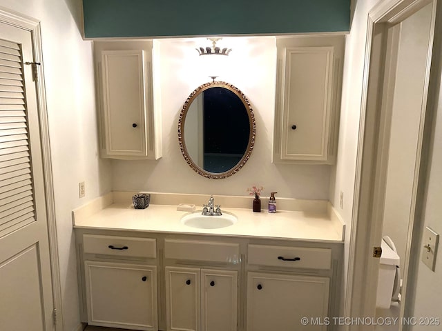 bathroom with vanity