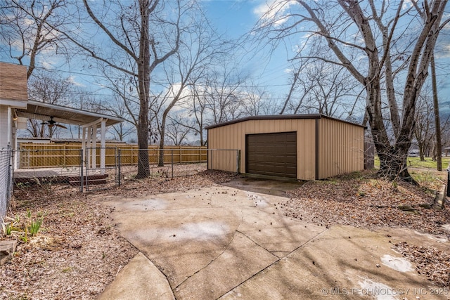 exterior space featuring ceiling fan