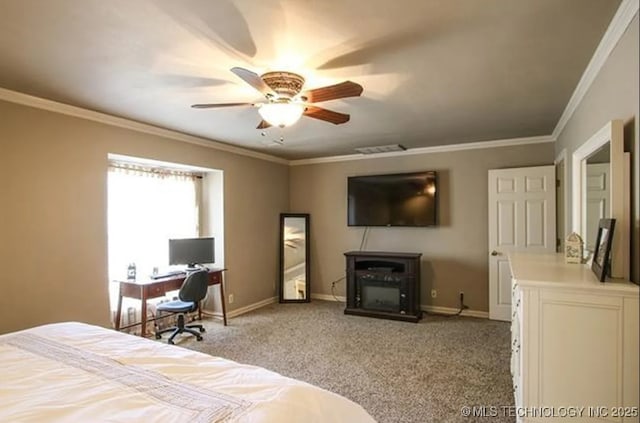 bedroom with light carpet, ornamental molding, and ceiling fan