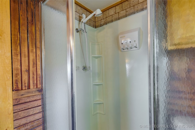 bathroom featuring a shower