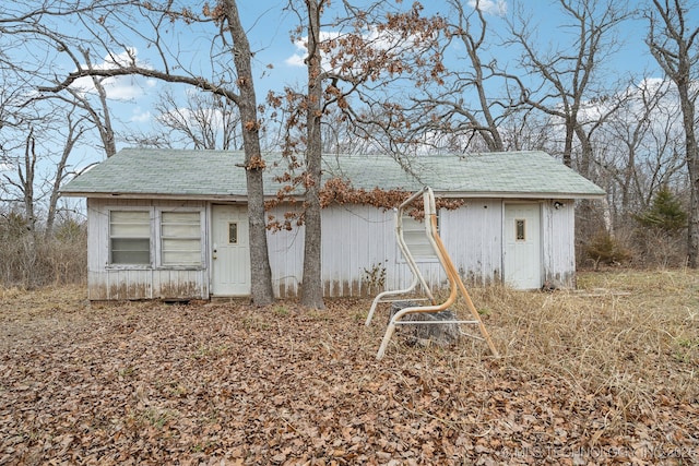 view of outdoor structure