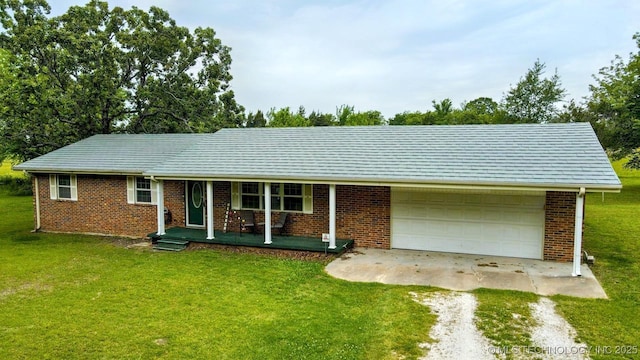 96848 S 4510th Rd, Vian, OK 74962 - ranch-style house with dirt driveway, covered porch, a garage, and a front yard
