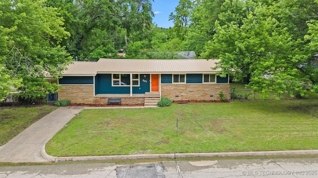 501 W 17th St, Pawhuska, OK 74056 - single story home with metal roof and crawl space
