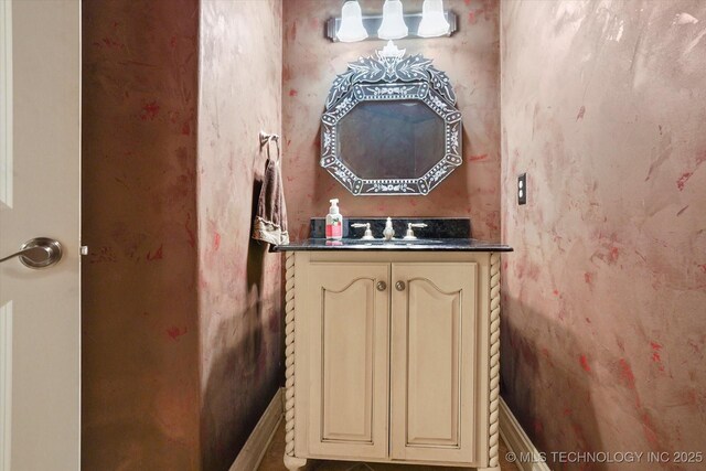 6215 E 86th Pl, Tulsa, OK 74137 - bathroom featuring vanity