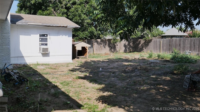 view of yard with cooling unit