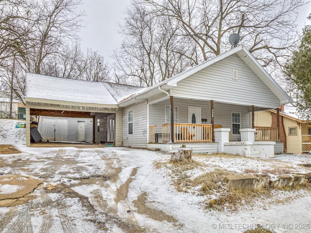 view of front of house featuring covered porch