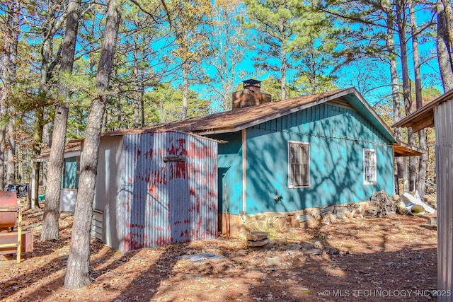 view of property exterior