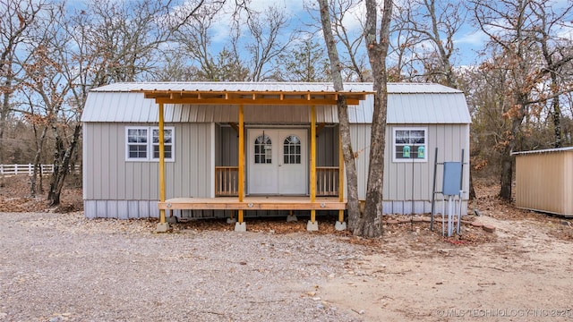 view of outbuilding with an outbuilding