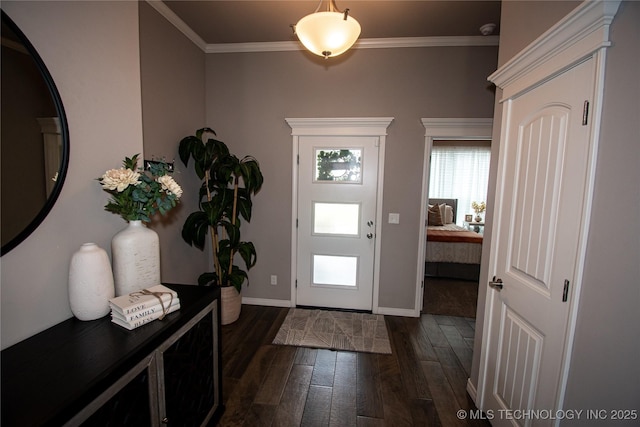 190 N Castle St, Skiatook, OK 74070 - entryway with dark wood-style floors and ornamental molding