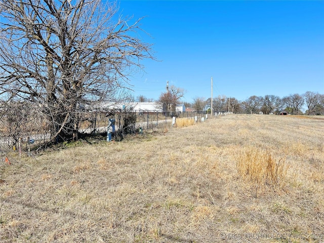 439 Maiden Ln, Henryetta, OK 74437 - photo 16