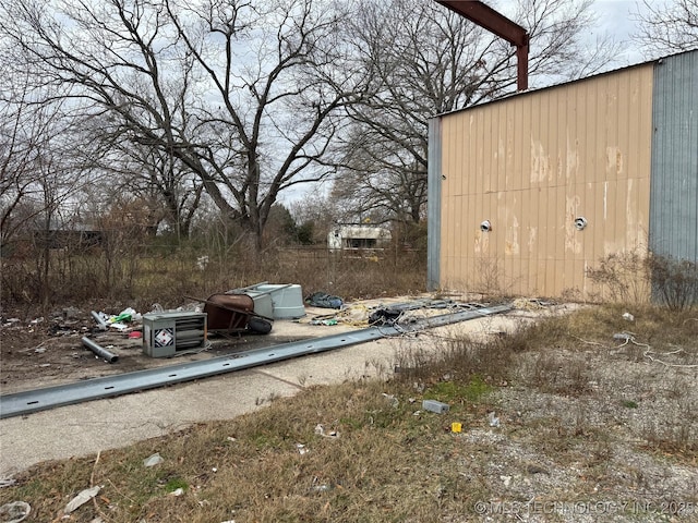 view of outdoor structure featuring an outdoor structure