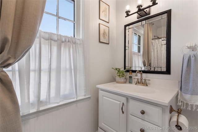 bathroom featuring vanity