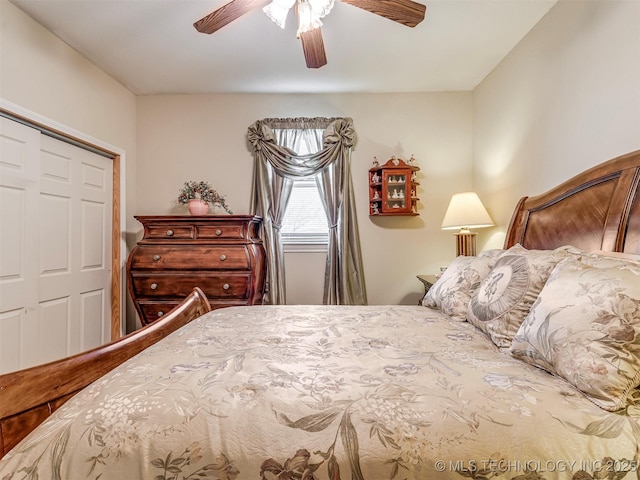 bedroom with ceiling fan