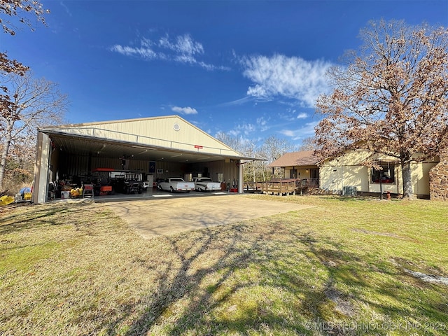 exterior space featuring driveway