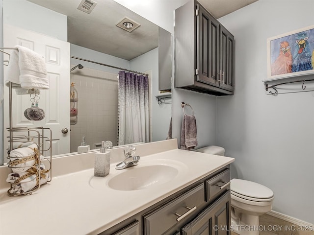 bathroom with baseboards, visible vents, toilet, curtained shower, and vanity