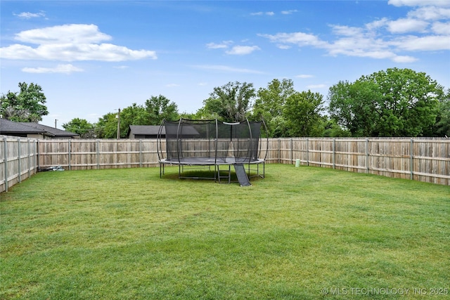 4632 S Chestnut Ave, Broken Arrow, OK 74011 - view of yard featuring a trampoline