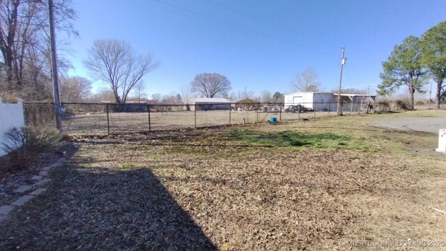103877 US Highway 59 N, Sallisaw, OK 74955 - view of yard featuring fence