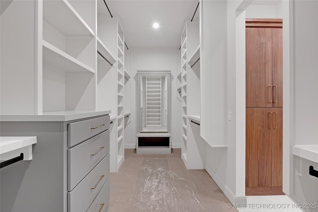 227 E 35th St, Tulsa, OK 74105 - view of spacious closet