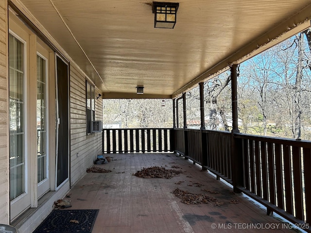 view of patio / terrace featuring covered porch