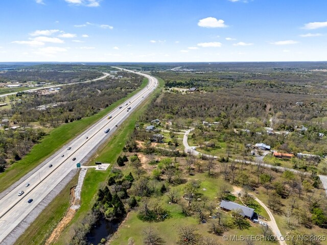 02 Hickory Blf, Sapulpa, OK 74066