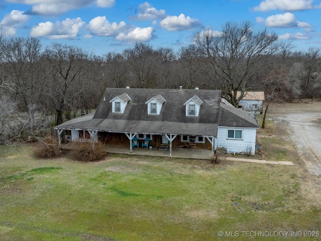 view of front of house with a front yard