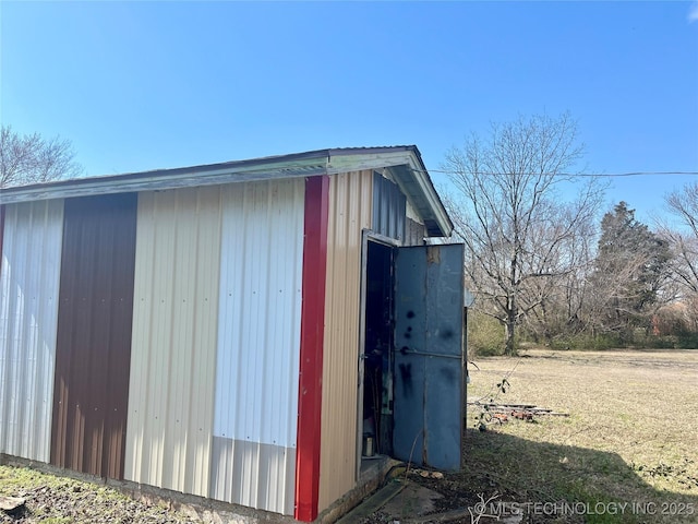 view of outbuilding featuring an outdoor structure