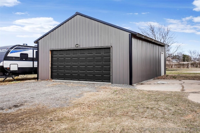 view of detached garage