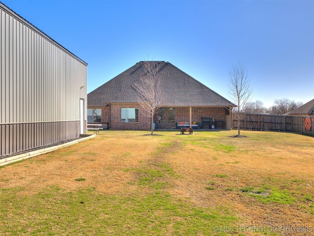 exterior space featuring fence